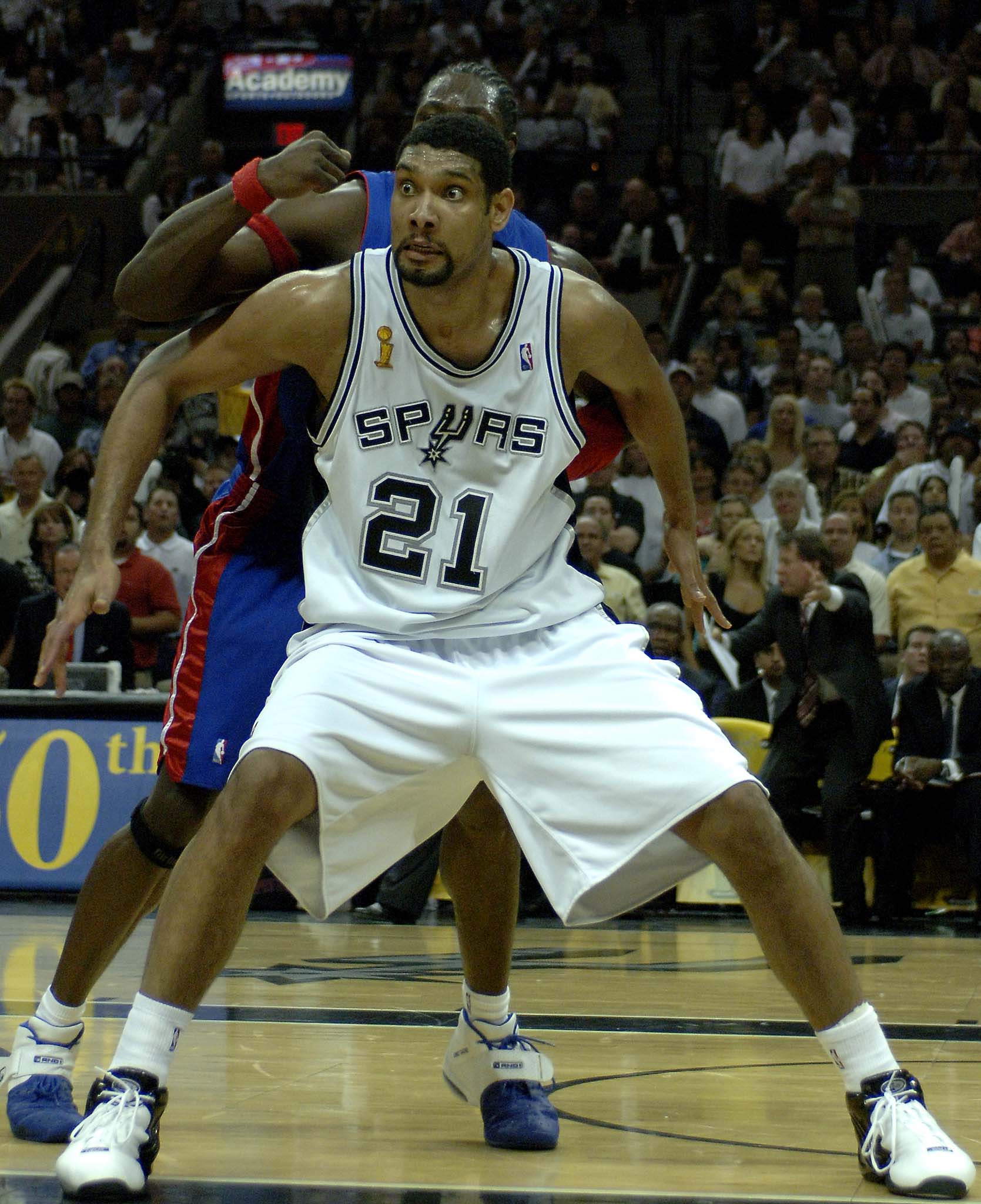 莱万：我愿意和普罗别日和好，当初他可能受到了一些人的影响（莱万愿与普罗别日和解：当时他可能受到他人影响）