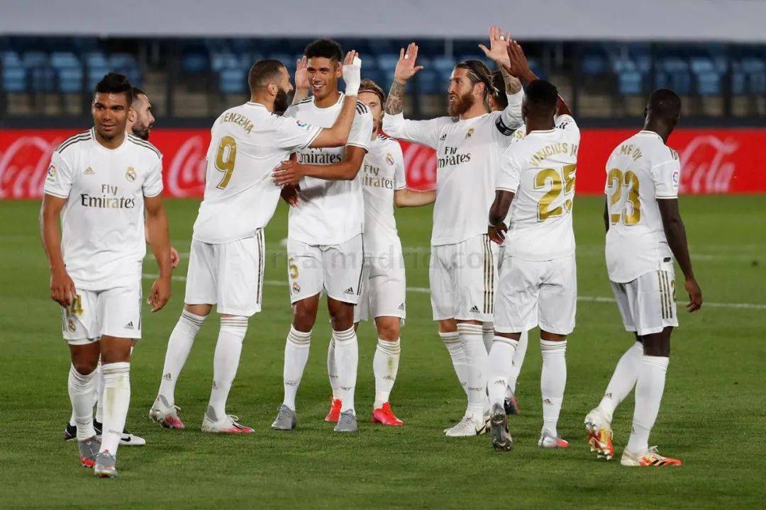 拉斯维加斯Fontainebleau度假村开业一周年