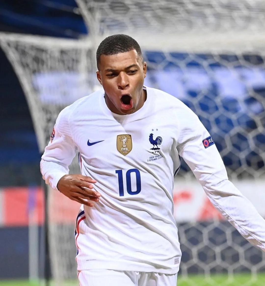 环足奖最佳新星候选：库巴西、居莱尔、杜埃、伊尔迪兹在列（环足奖最佳新星提名：库巴西、居莱尔、杜埃、伊尔迪兹入围）