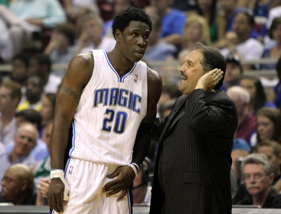 本赛季五大联赛创造机会和过人30+：多库、姆巴佩、维尼修斯（本季五大联赛创造机会与过人均达30+：多库、姆巴佩、维尼修斯入列）