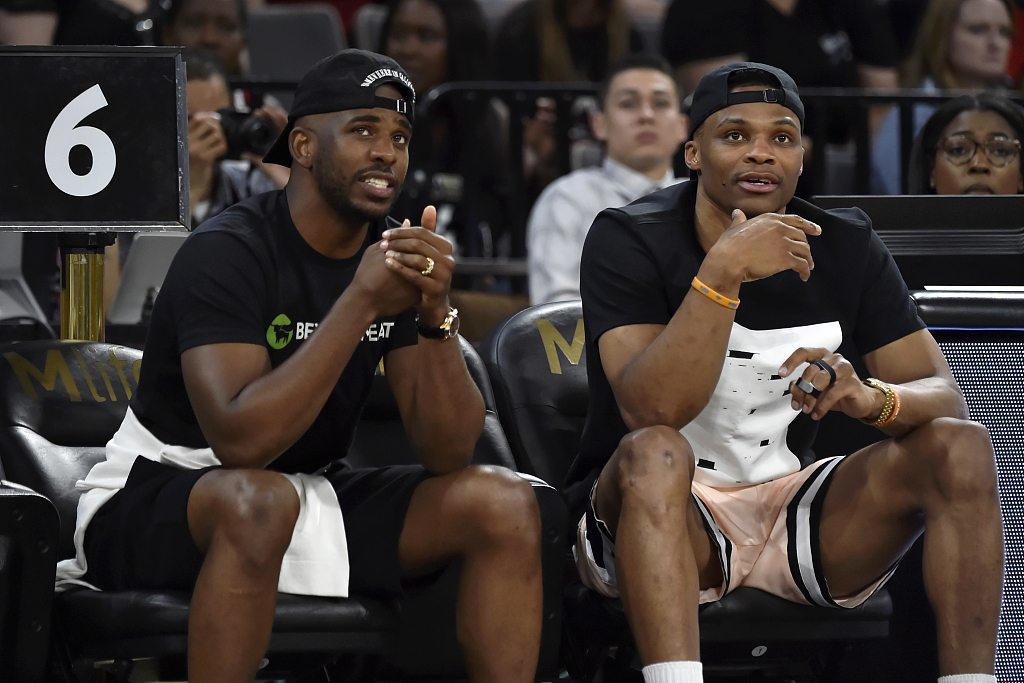 铜梁龙李镇全谈冲超：有这么多人支持我们，为什么不能冲超？（李镇全：有这么多人支持，铜梁龙为何不能冲超？）