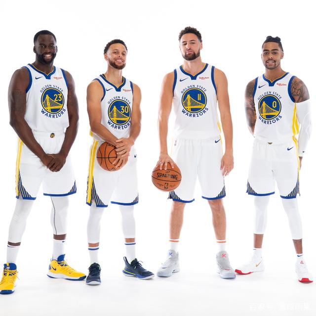 阿斯：拜仁加紧与于帕梅卡诺续约谈判，皇马考虑科纳特为备选（阿斯报：拜仁加快与于帕梅卡诺续约谈判，皇马将科纳特视作备选）