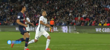 稳定！马尔卡宁全场18中11轰30分8篮板