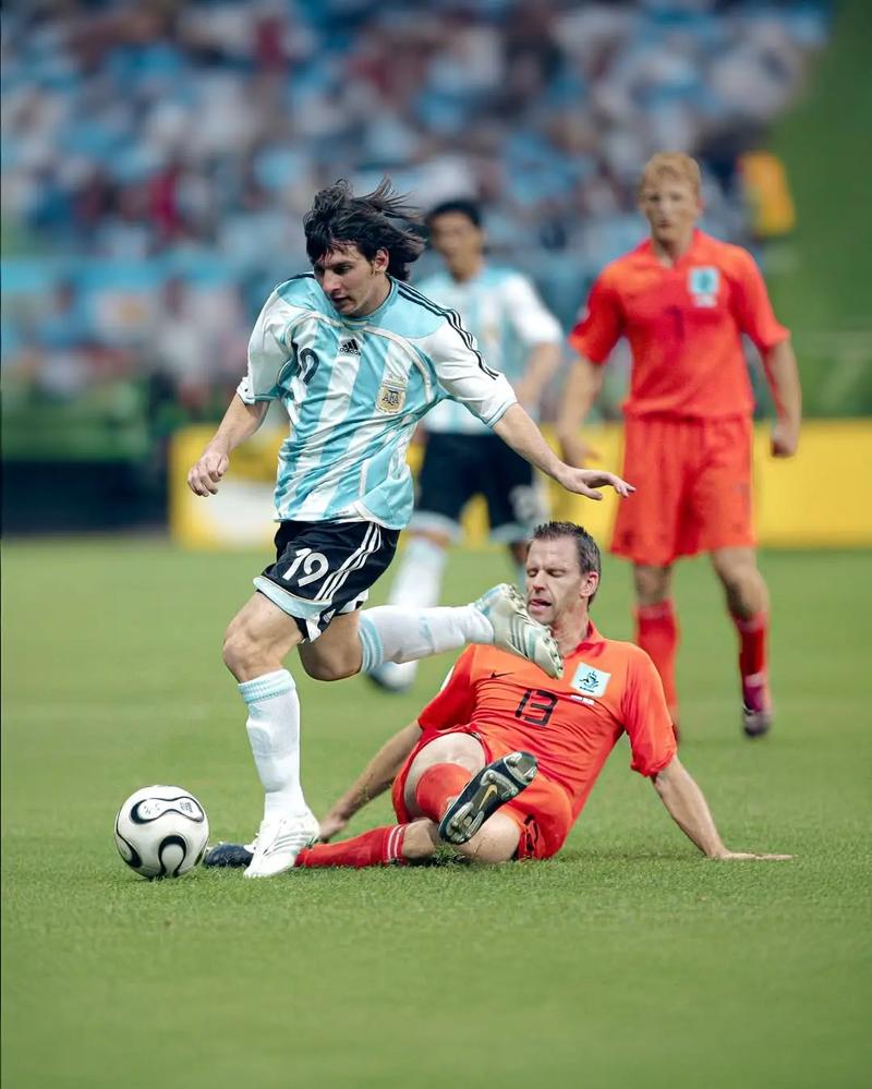 北青：国安把希望变成绝望，拉米罗绝不是善于审时度势的主帅（北青：国安从希望跌入绝望，拉米罗难称审时度势型主帅）