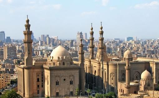 复制叔叔生涯开局，莫伦特斯的侄子完成阿尔瓦塞特首秀（莫伦特斯侄子迎来阿尔瓦塞特处子秀，生涯起步复刻叔叔轨迹）