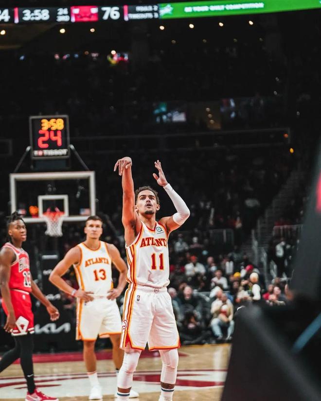 2025赛季中超主场成绩排名：申花34分居首，海港31分排名第五（中超2025赛季主场积分排行：申花34分登顶，海港31分位列第五）