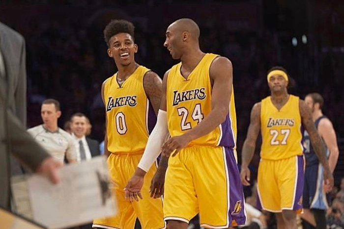 布冯谈附加赛：希望意大利不要在首轮碰瑞典，次轮碰波兰（布冯谈附加赛：盼意大利首轮避瑞典、次轮避波兰）