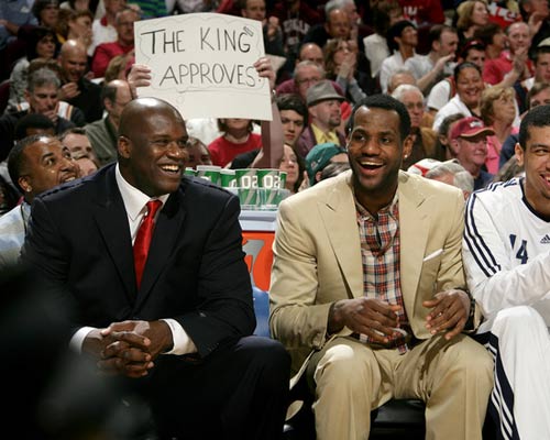 凯塞多与赖斯英超数据对比：前者更偏对抗，后者长于创造机会（英超数据对比：凯塞多更强对抗，赖斯更善于创造机会）